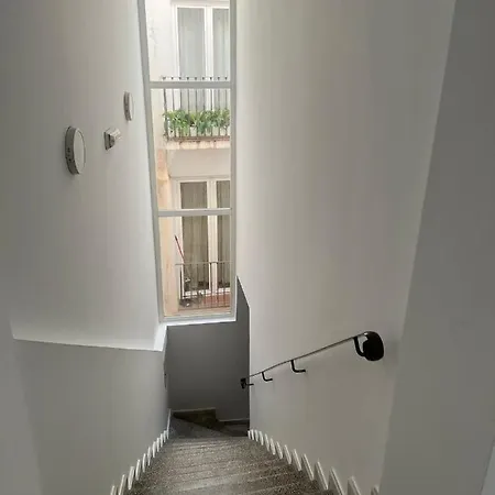 Luxury Duplex Center Apartment *